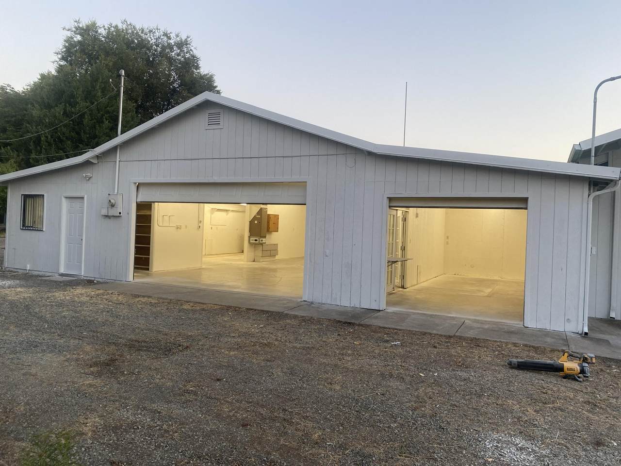 114 Ross Lane - Photo 1