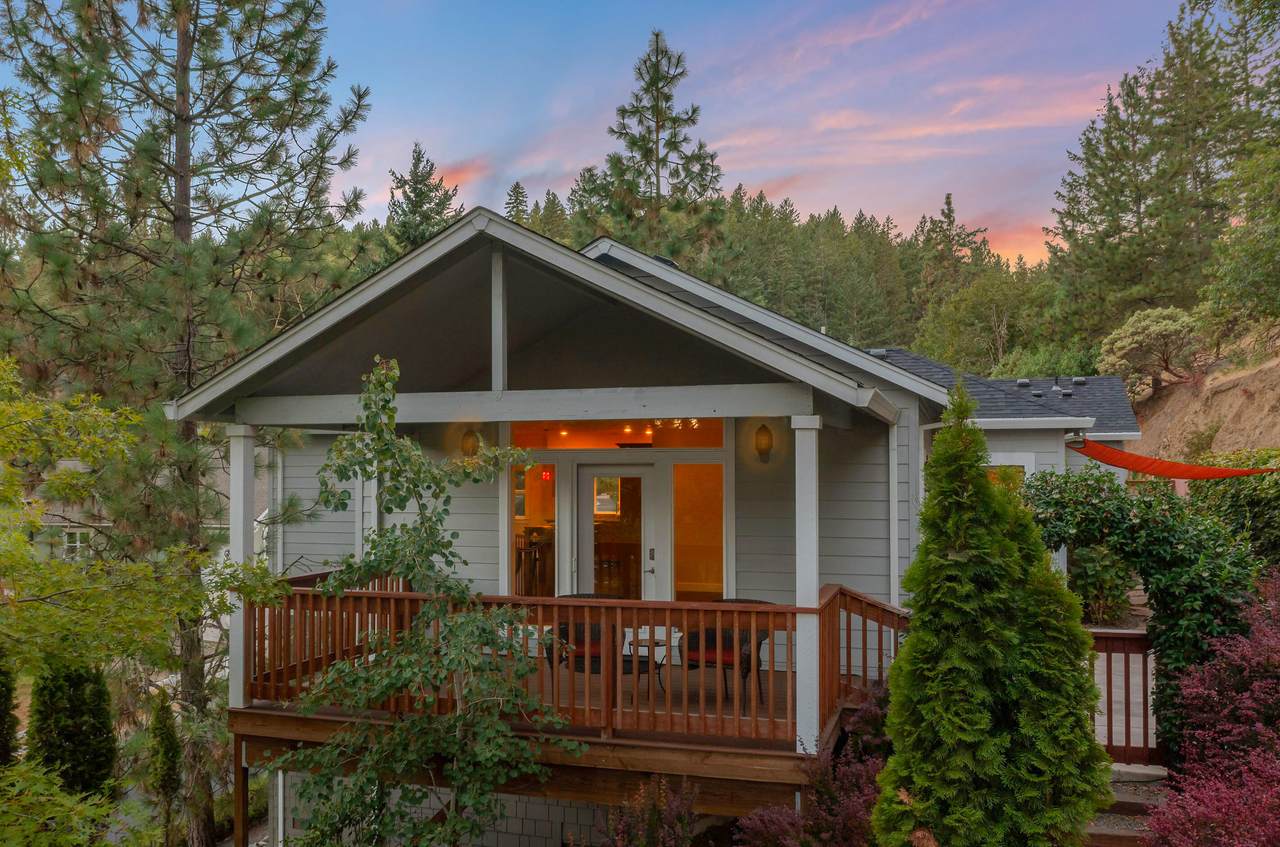 905 Hangman Way - Photo 1