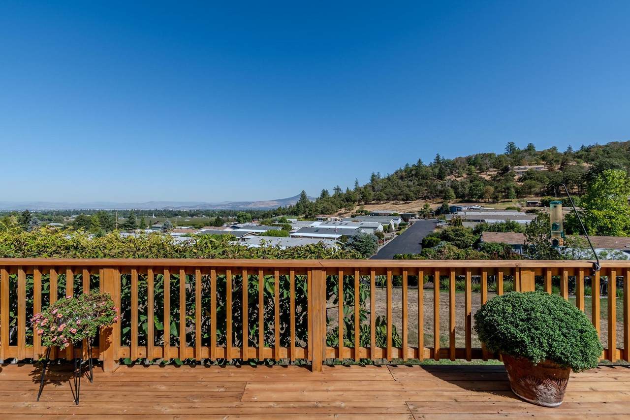 3955 Stage Road - Photo 1