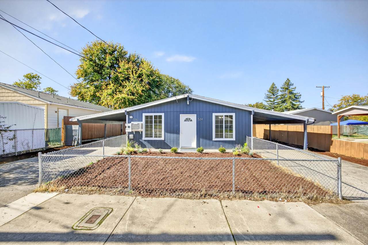 534 Hamilton Street - Photo 1