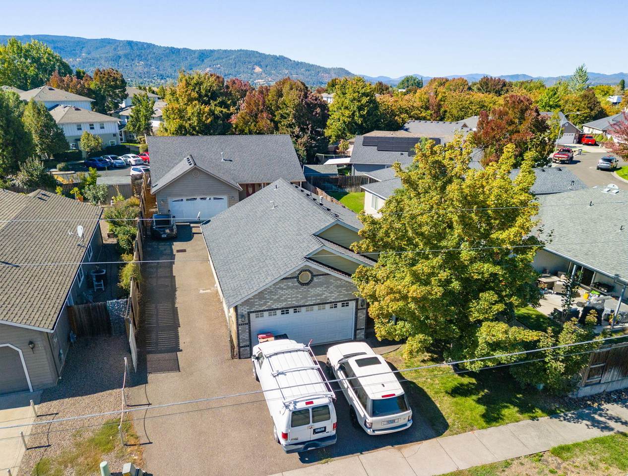 2825 Duell Avenue - Photo 1