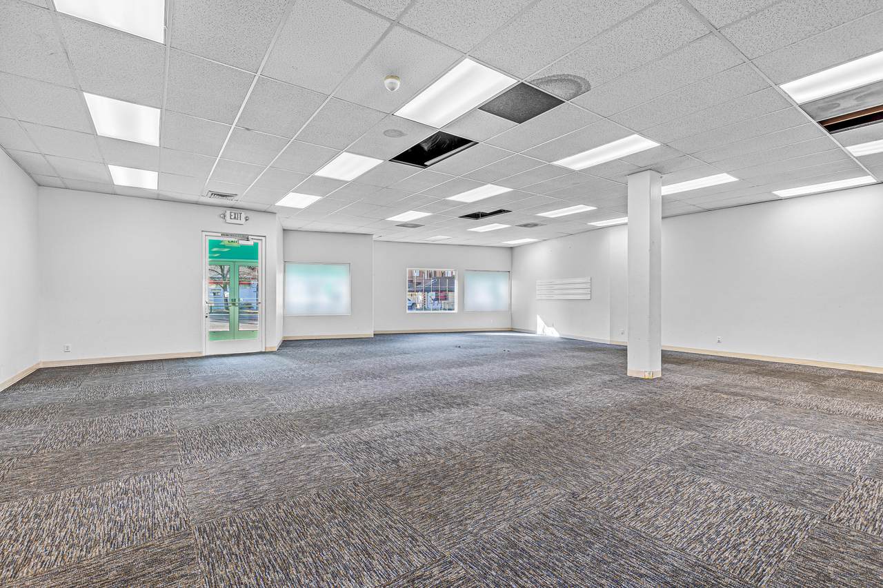 1400 Ashland Street - Photo 1