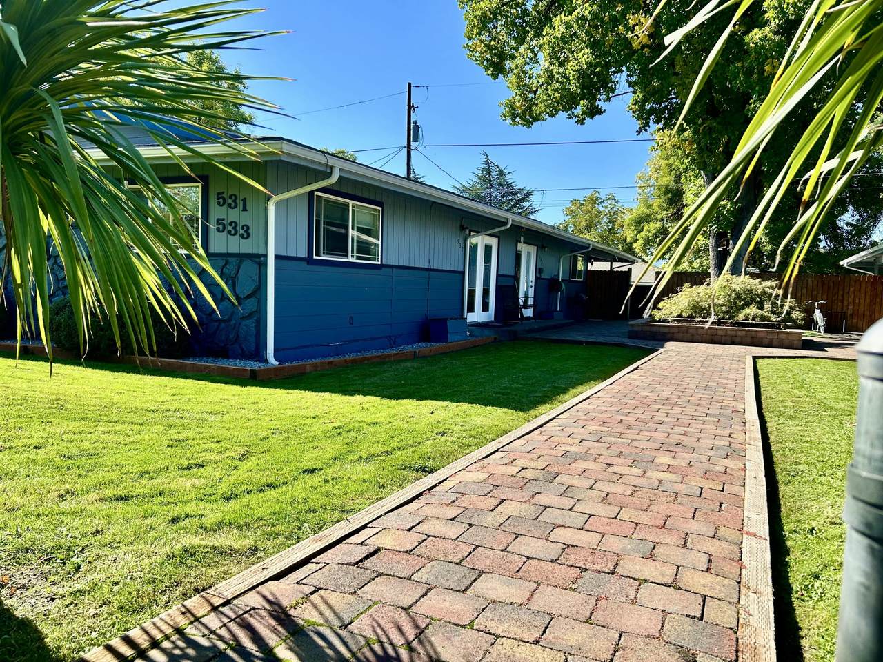 531 Effie Street - Photo 1