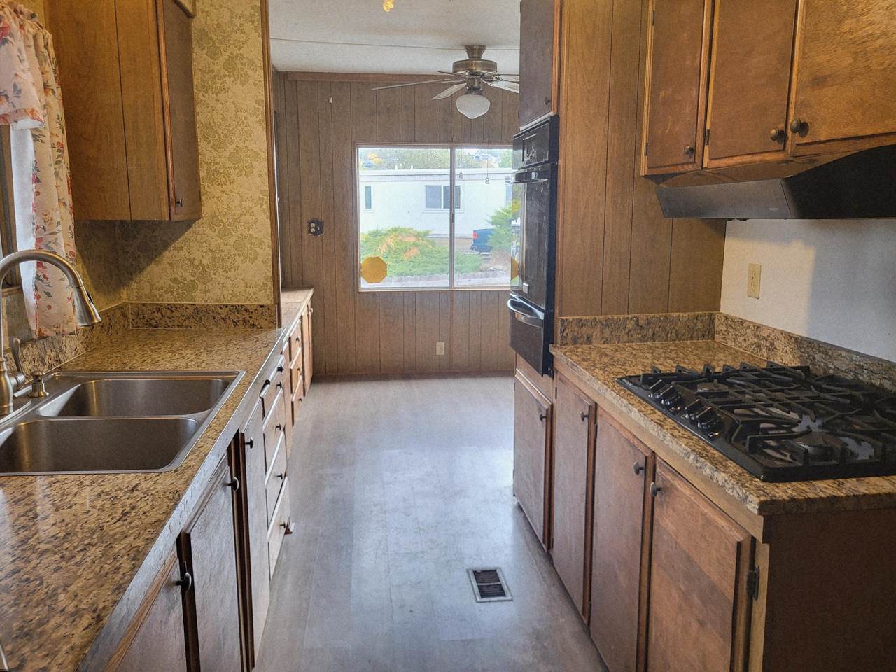 421 Stevens Road - Photo 1