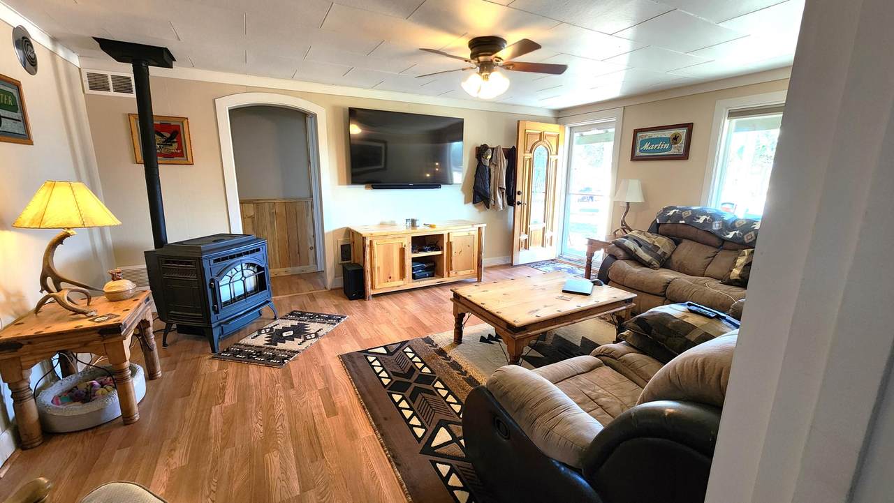 4335 33rd Street - Photo 1