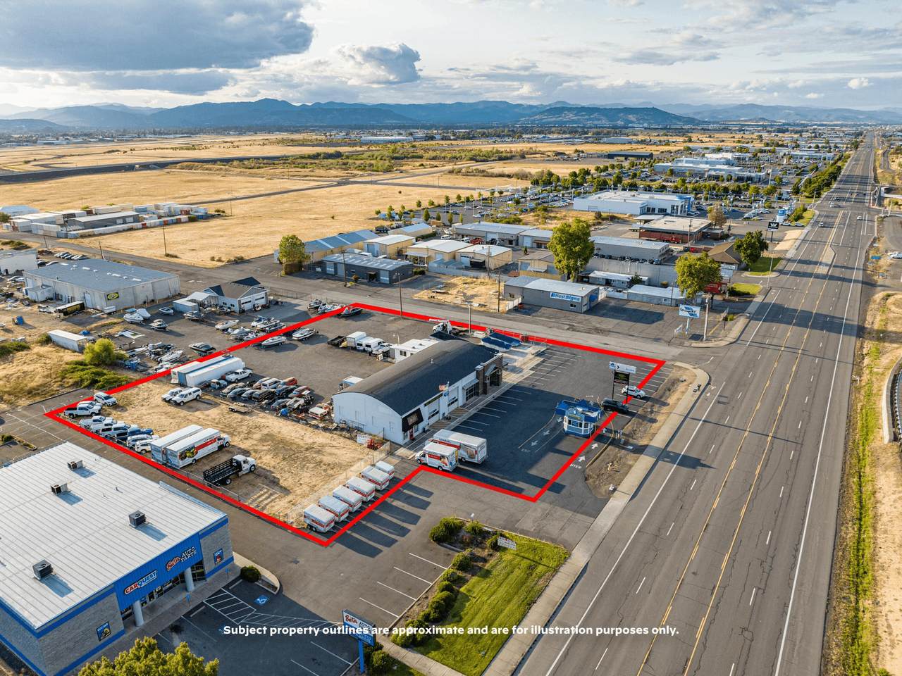 3811 Crater Lake Highway - Photo 1