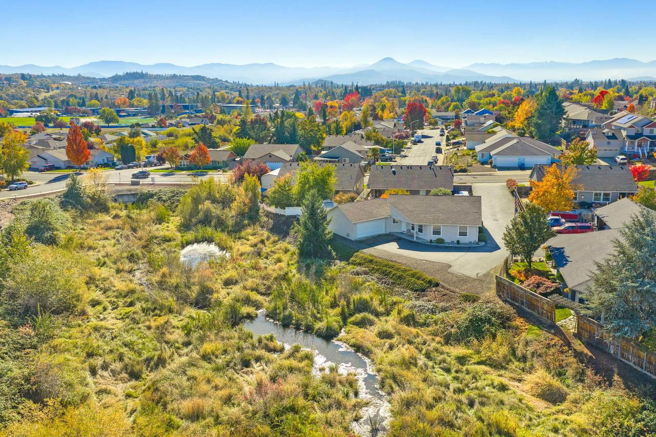 826 Crystal Drive - Photo 1