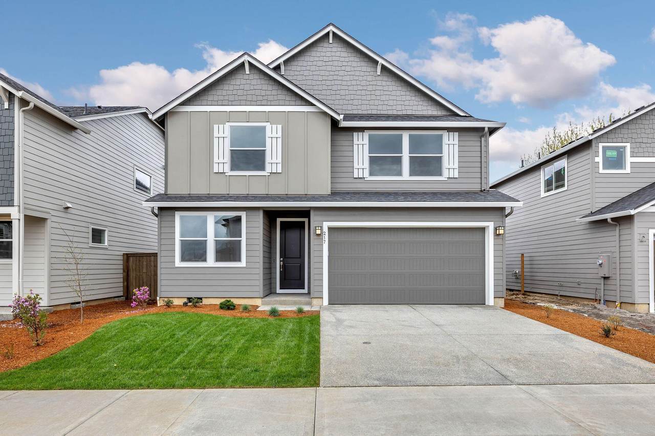 160 Valemont Drive - Photo 1