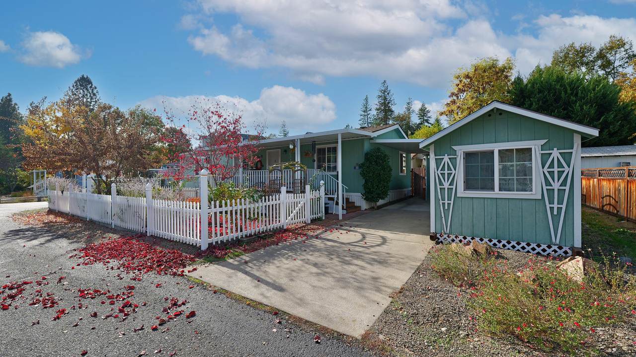 22071 Highway 62 - Photo 1