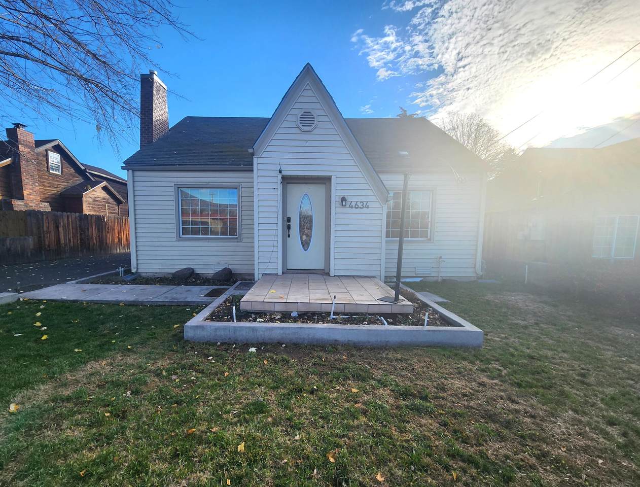 4634 Crosby Avenue - Photo 1