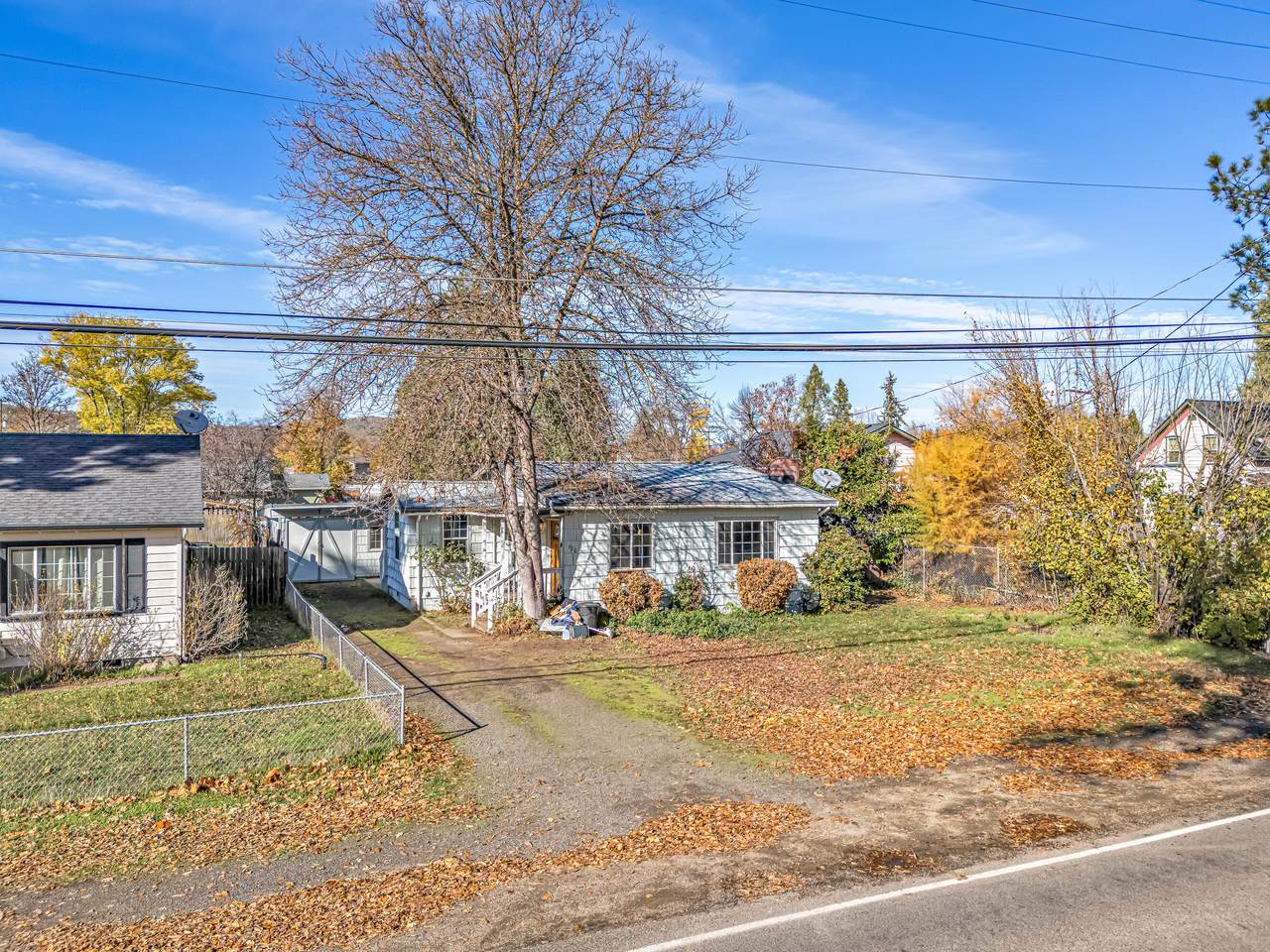 620 Royal Avenue - Photo 1