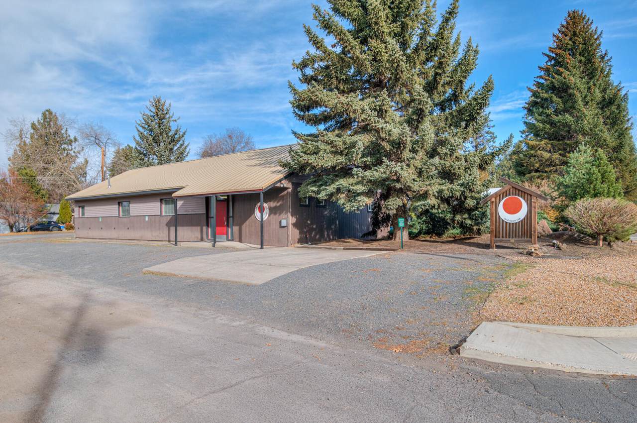 502 Revere Avenue - Photo 1