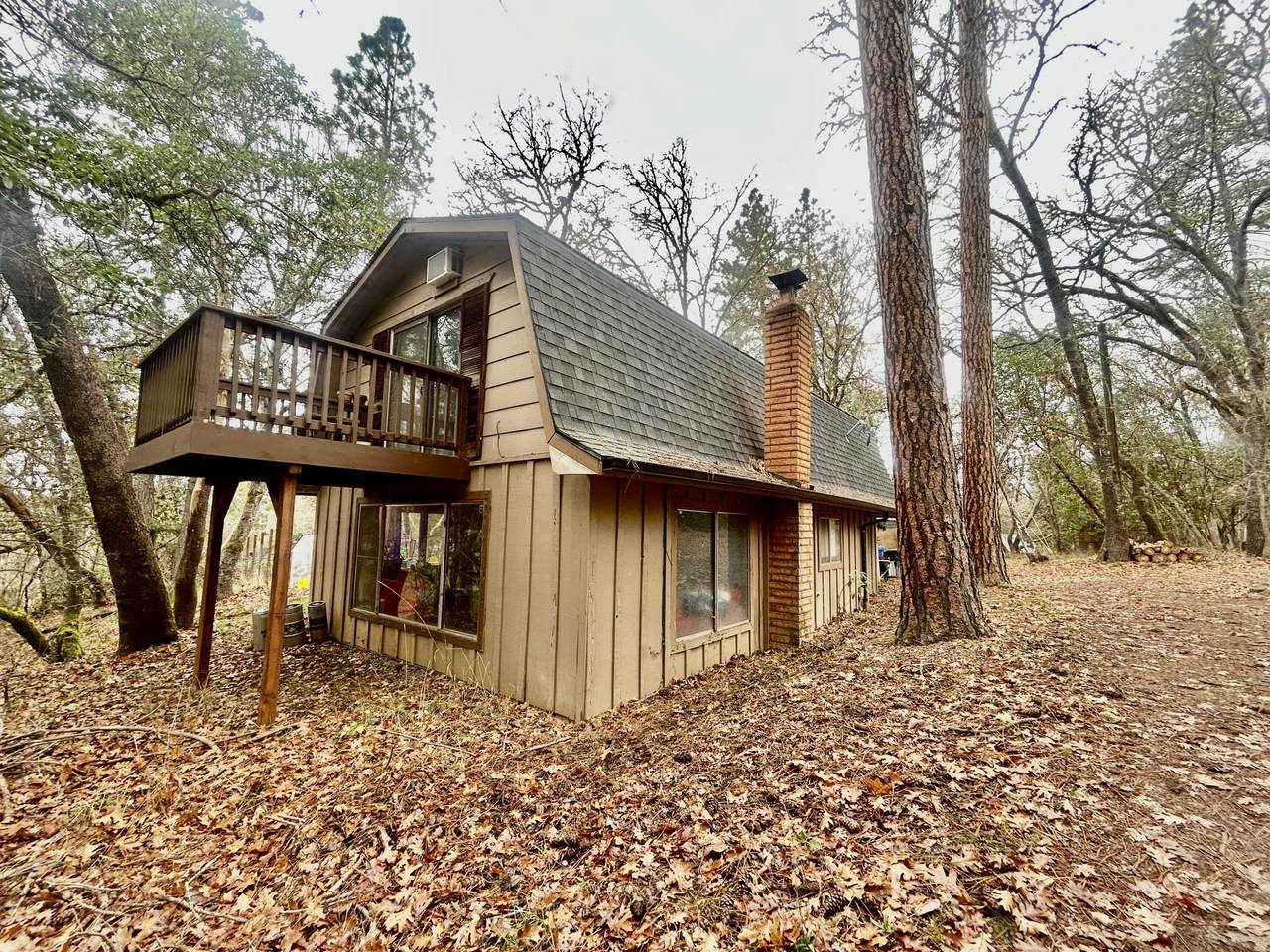 1450 Summit Loop - Photo 1