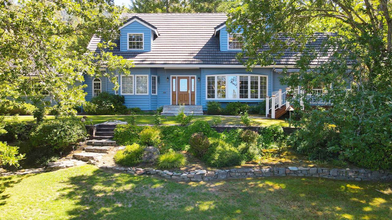 543 Serenity Lane - Photo 1