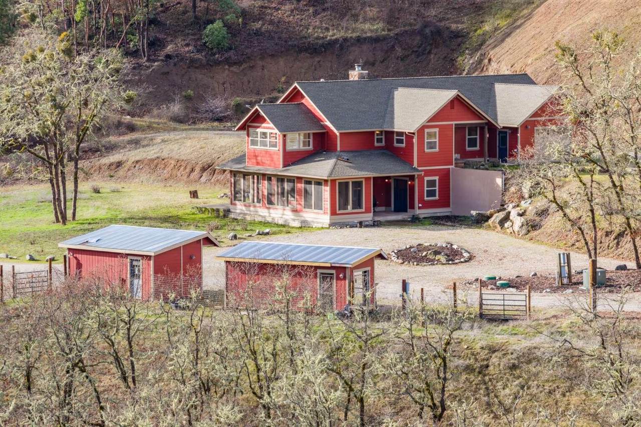 4760 Galls Creek Road - Photo 1