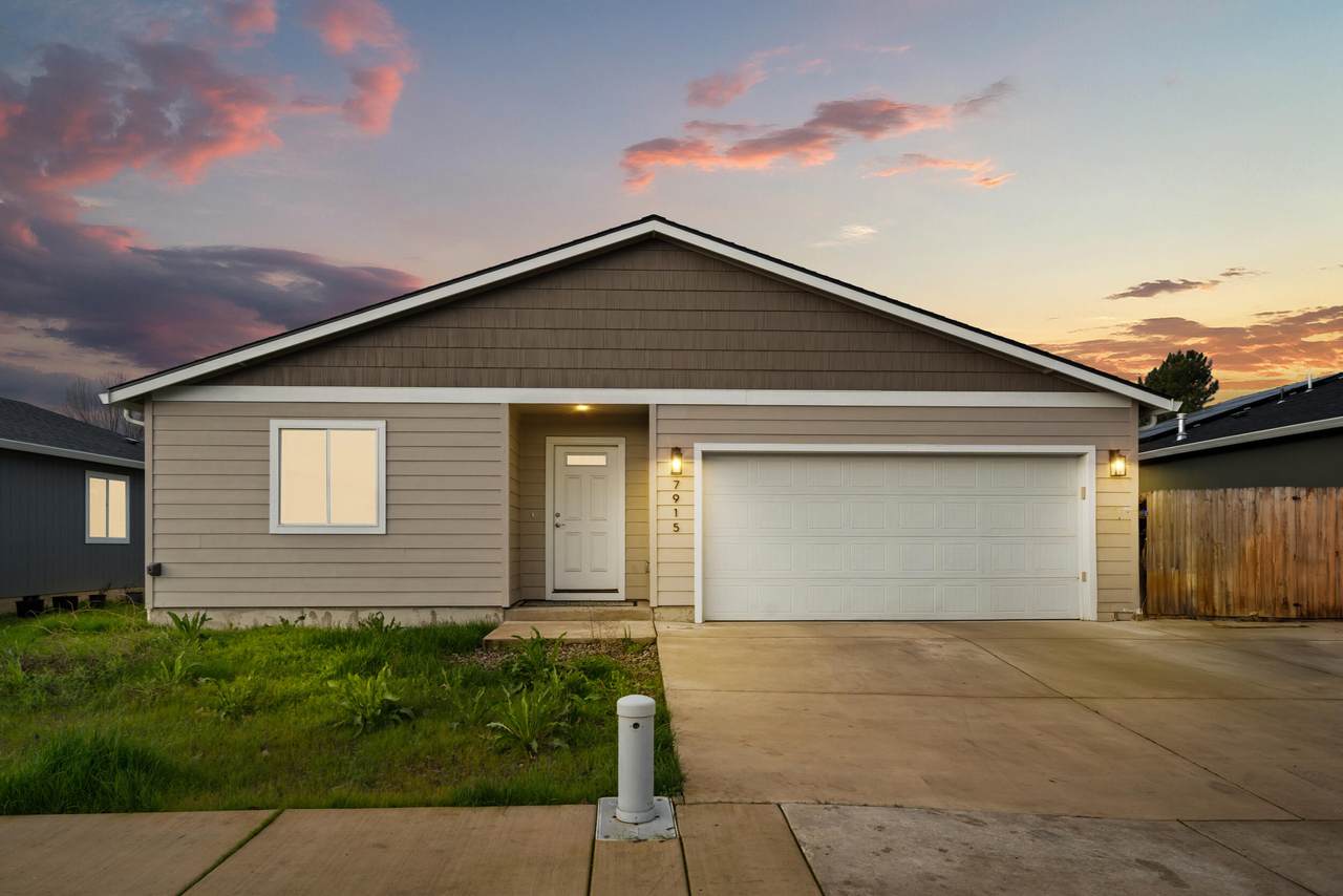 7915 Jacqueline Way - Photo 1