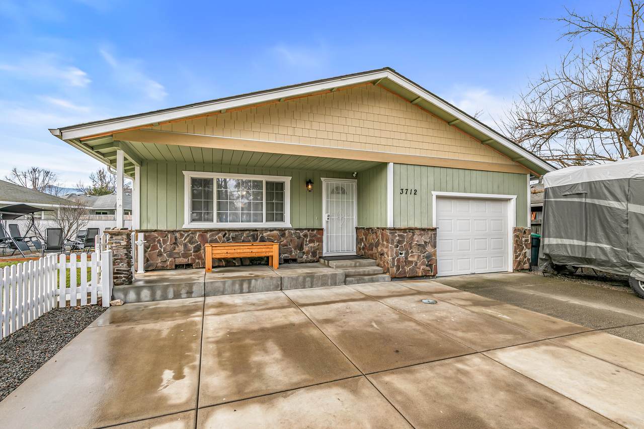 3712 Colver Road - Photo 1