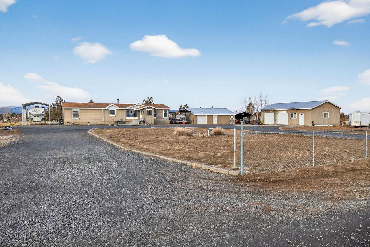 63493 Gentry Loop - Photo 1