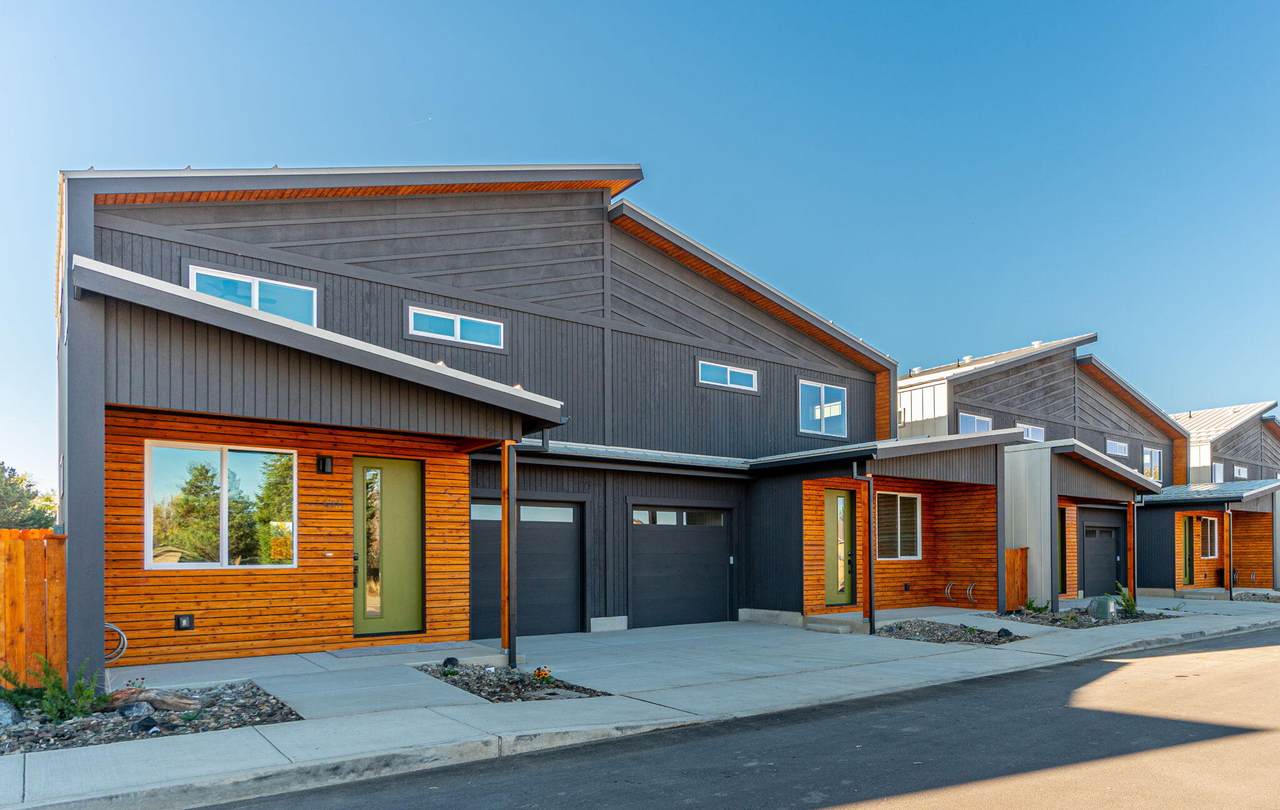 61632 Pettigrew Road - Photo 1