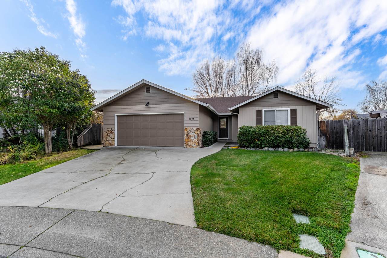 2725 Trout Circle - Photo 1