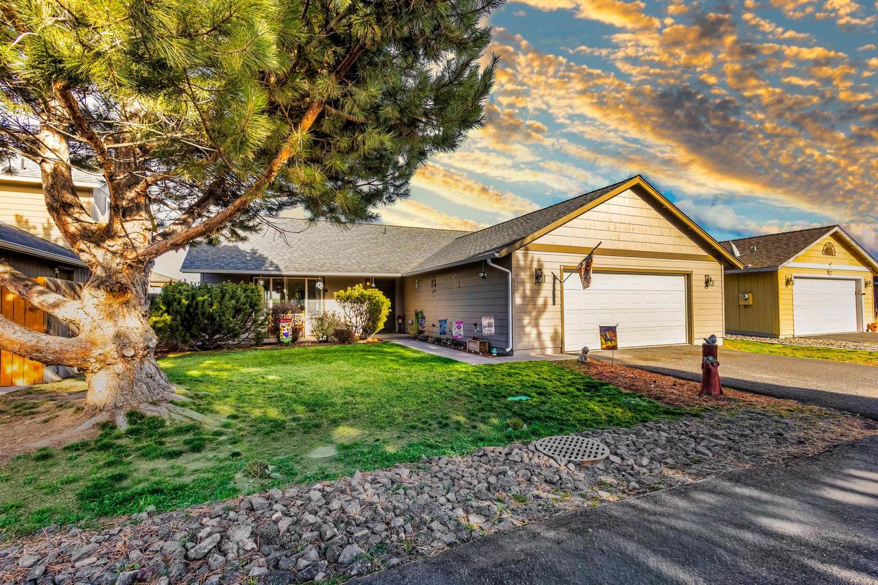 532 Ponderosa Drive - Photo 1