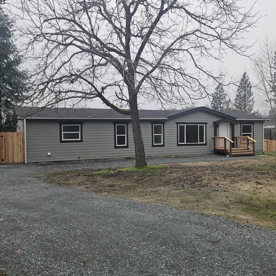 5250 Redwood Avenue - Photo 1