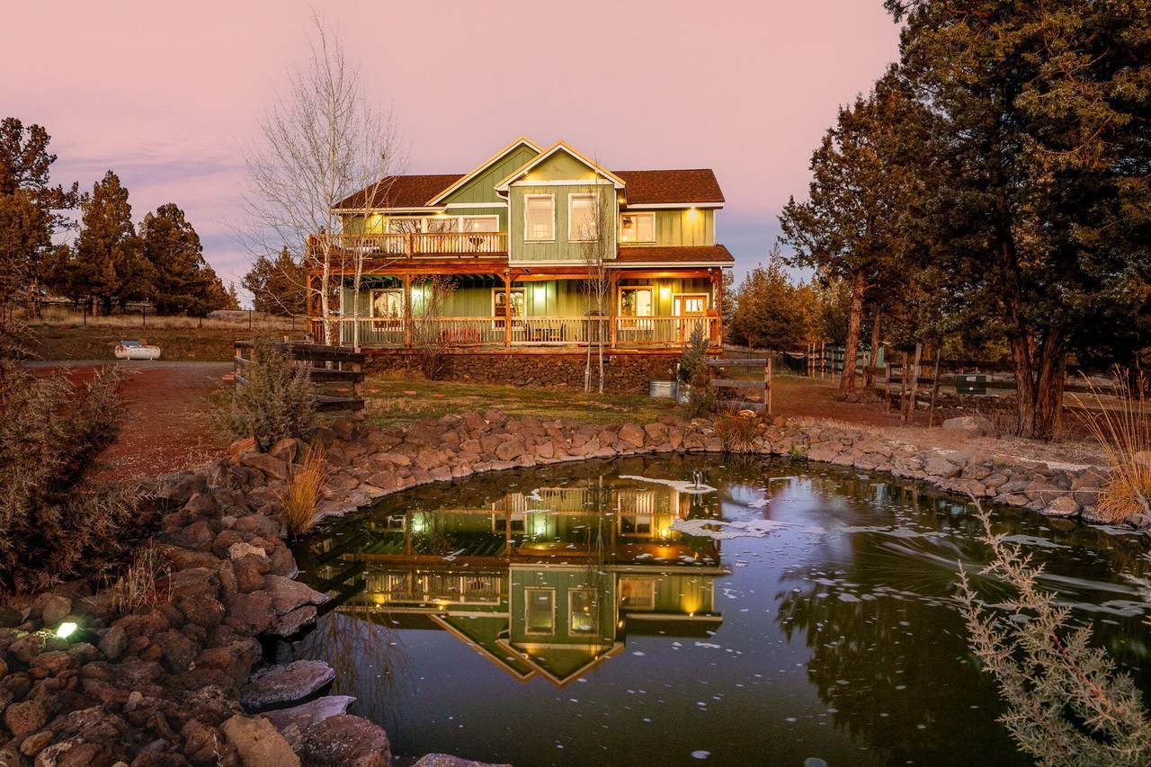 7672 Robin Drive - Photo 1