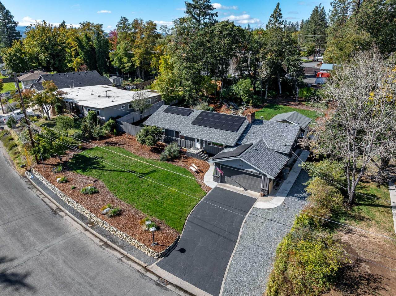 740 Kinney Street - Photo 1