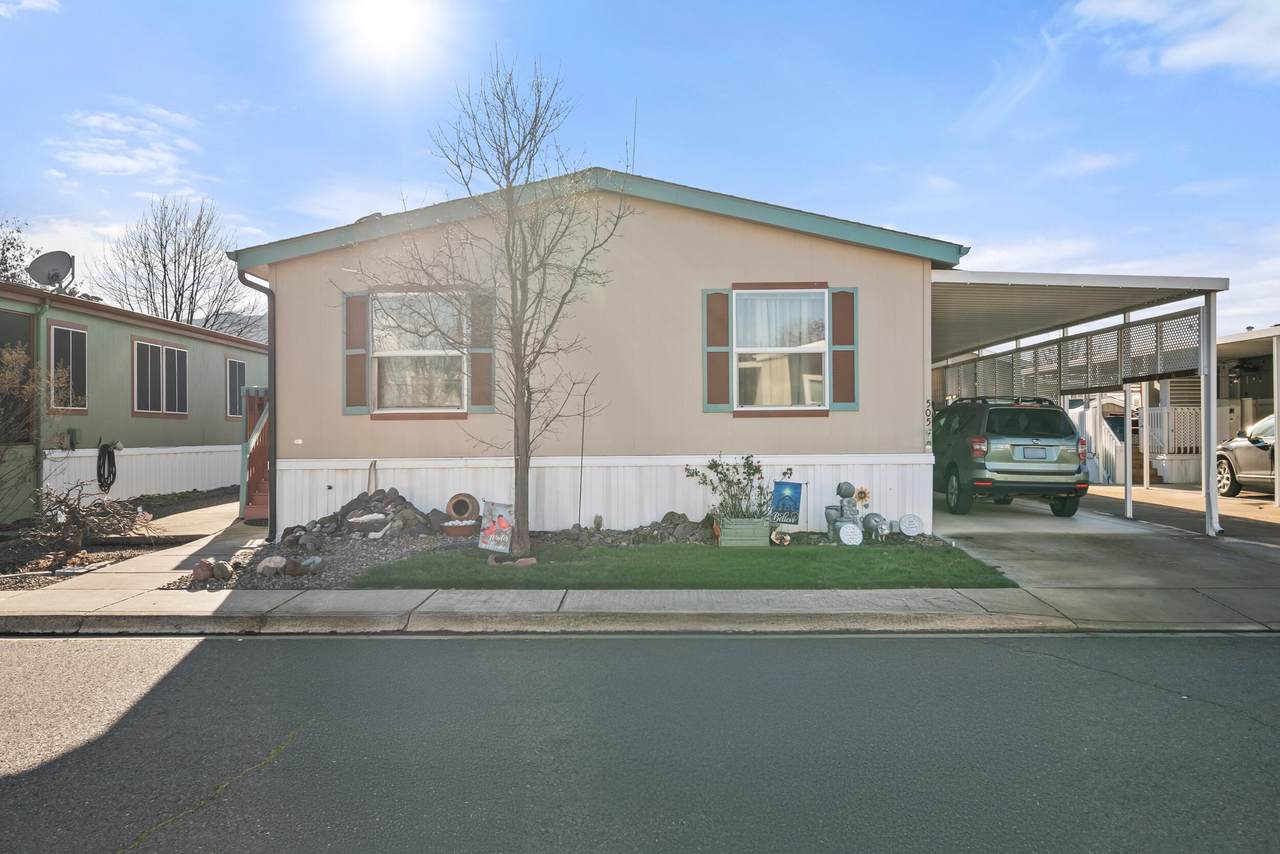 10 South Stage Road - Photo 1