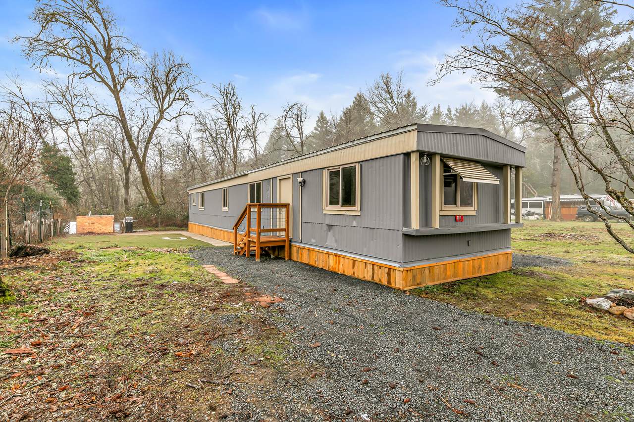 24542 Redwood Highway - Photo 1