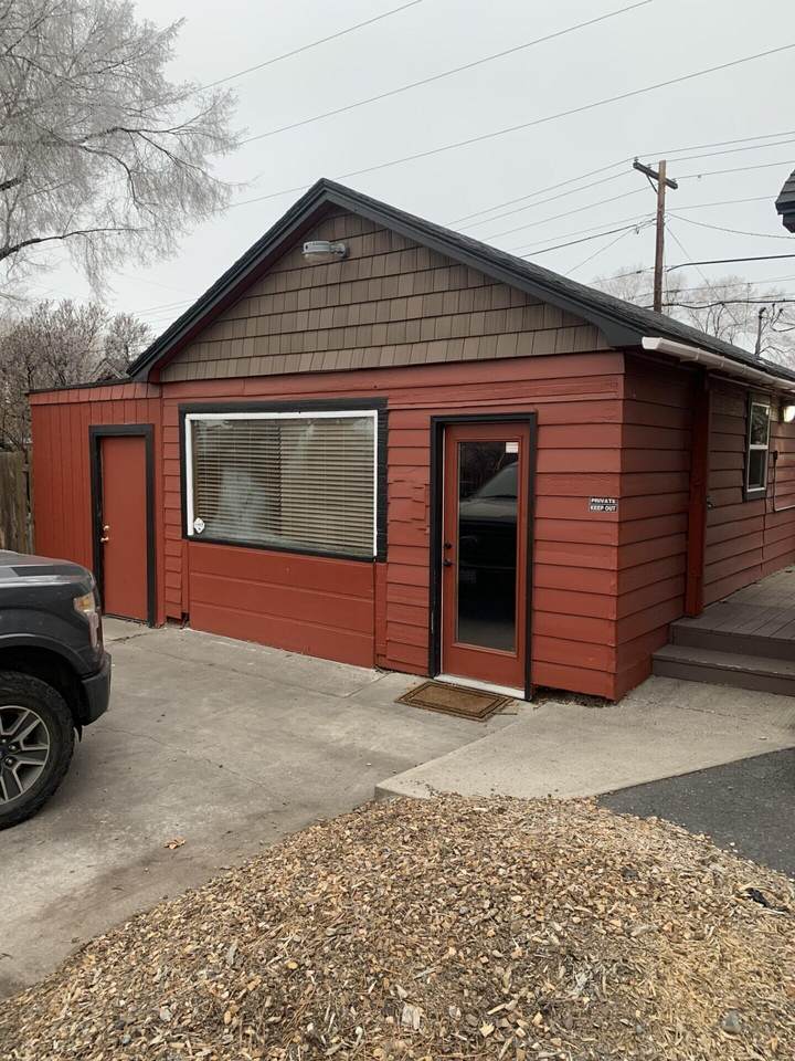 1427 Highland Avenue - Photo 1