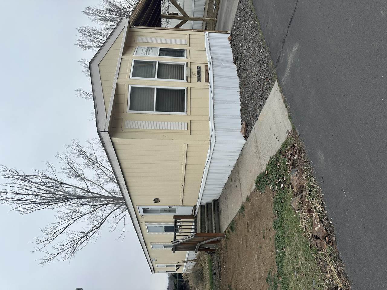 450 Roosevelt Street - Photo 1