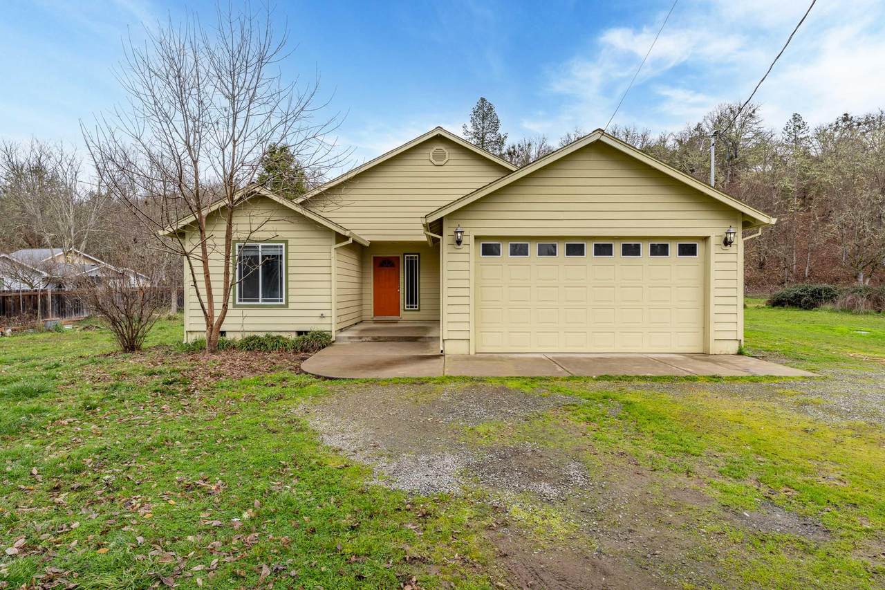 1910 Carton Way - Photo 1