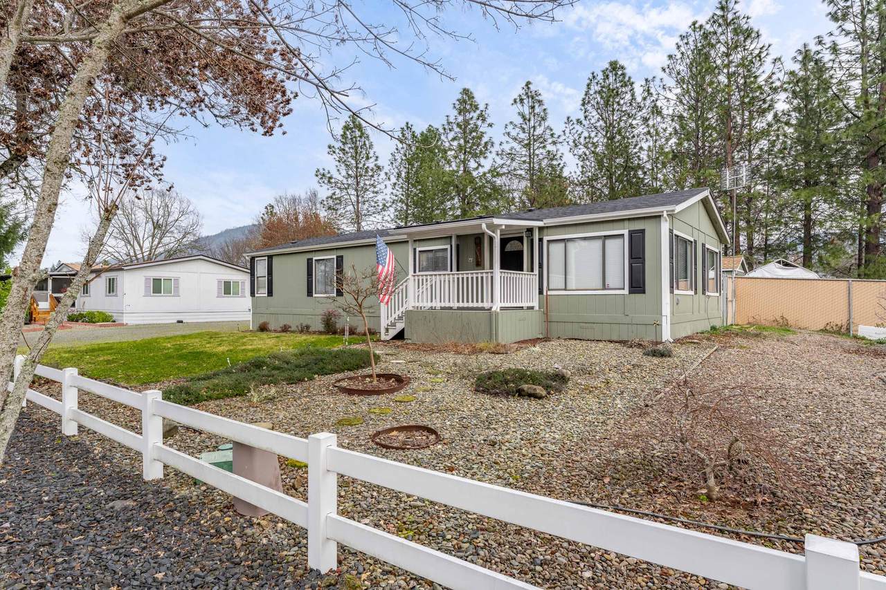 161 Melinda Way - Photo 1