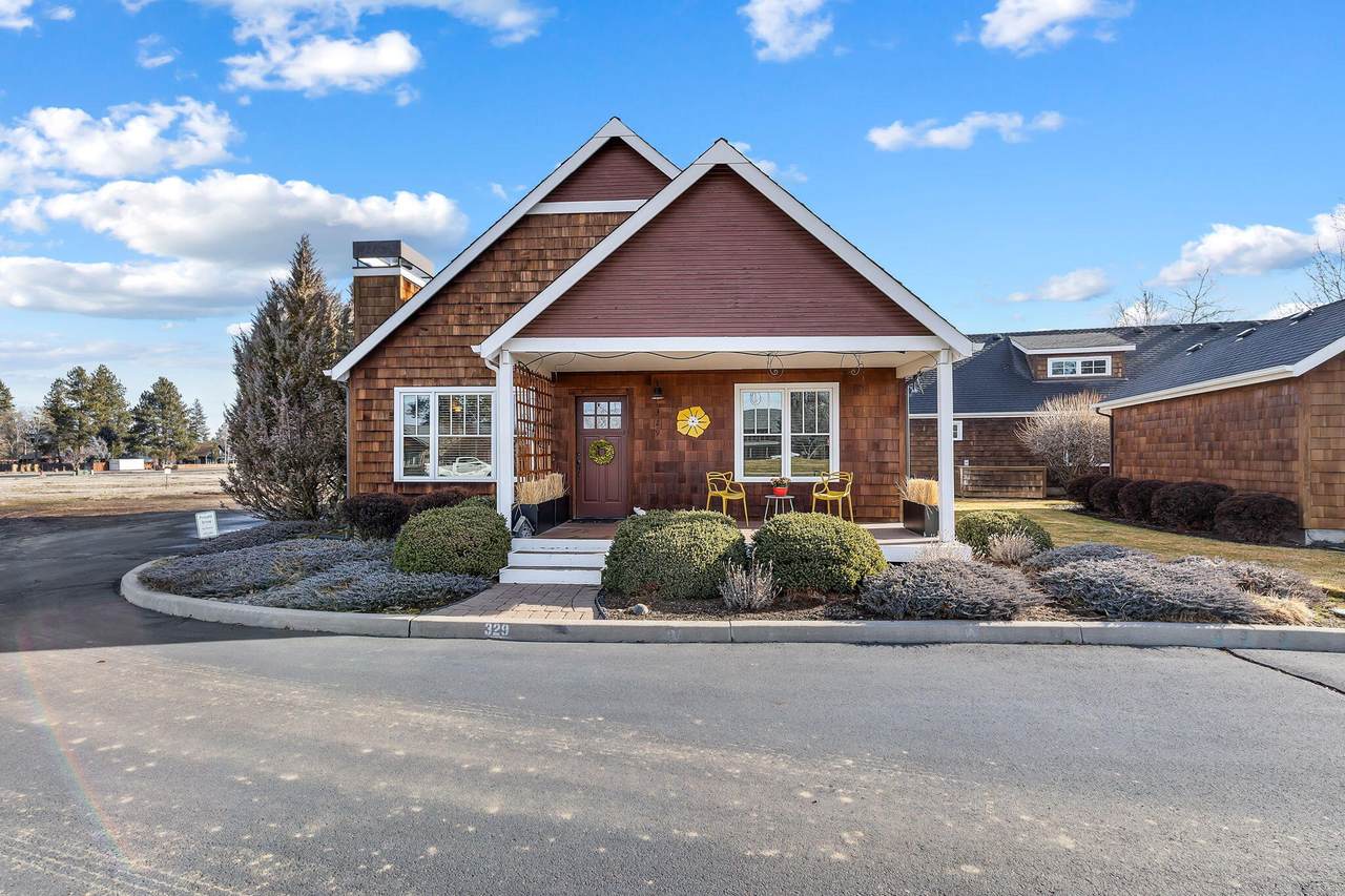 329 Jefferson Way - Photo 1