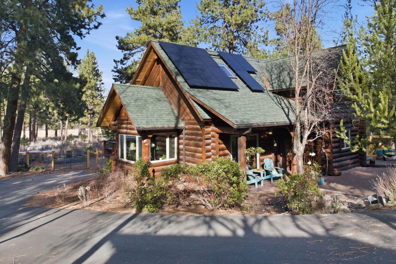 61537 West Ridge Avenue - Photo 1