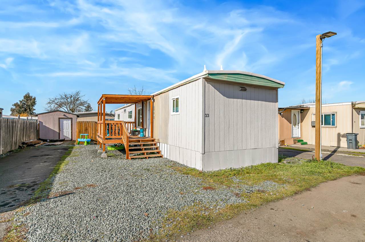 2700 Falcon Street - Photo 1