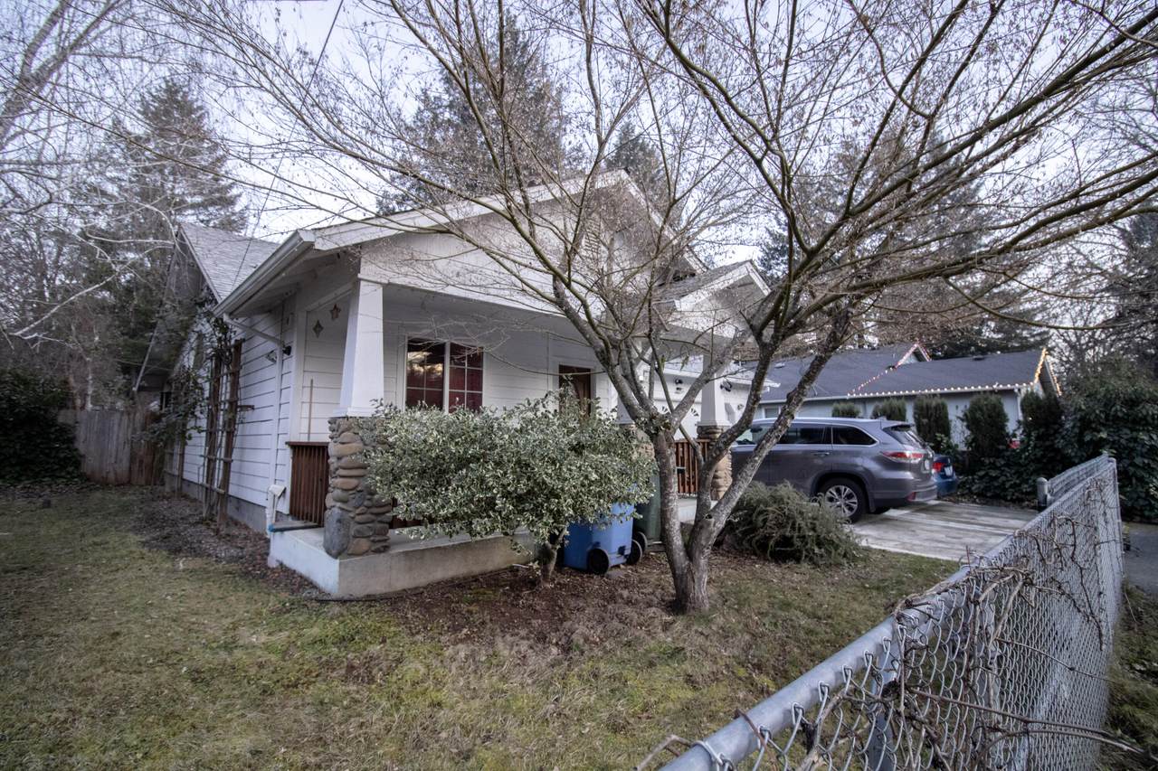 157 Junction Avenue - Photo 1