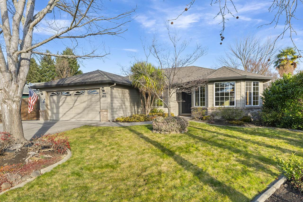 108 Meadow View Drive - Photo 1