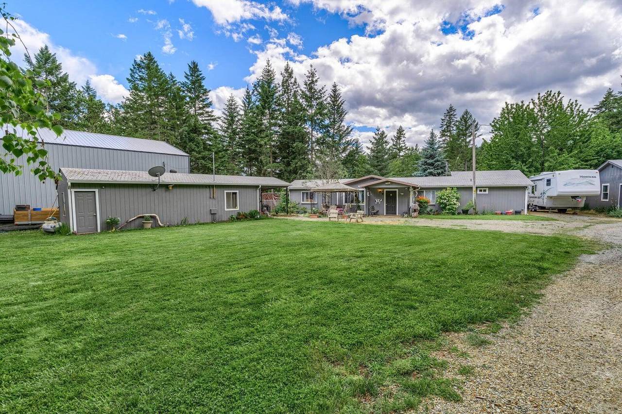 5461 Riverbanks Road - Photo 1