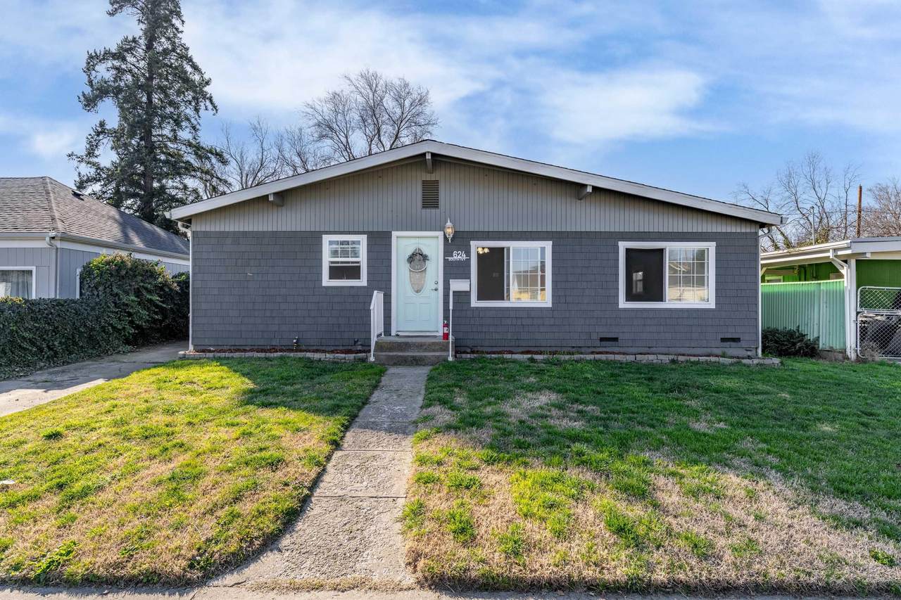 624 Ivy Street - Photo 1