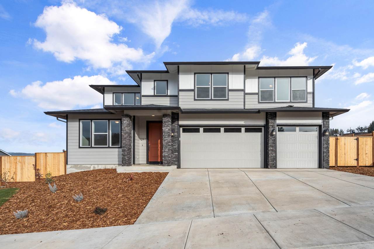 1153 Pumpkin Ridge Drive - Photo 1