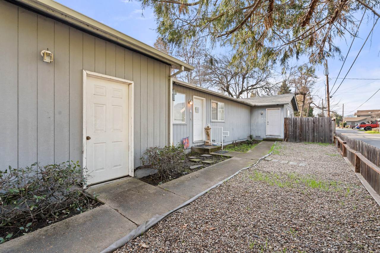 408 10th Street - Photo 1