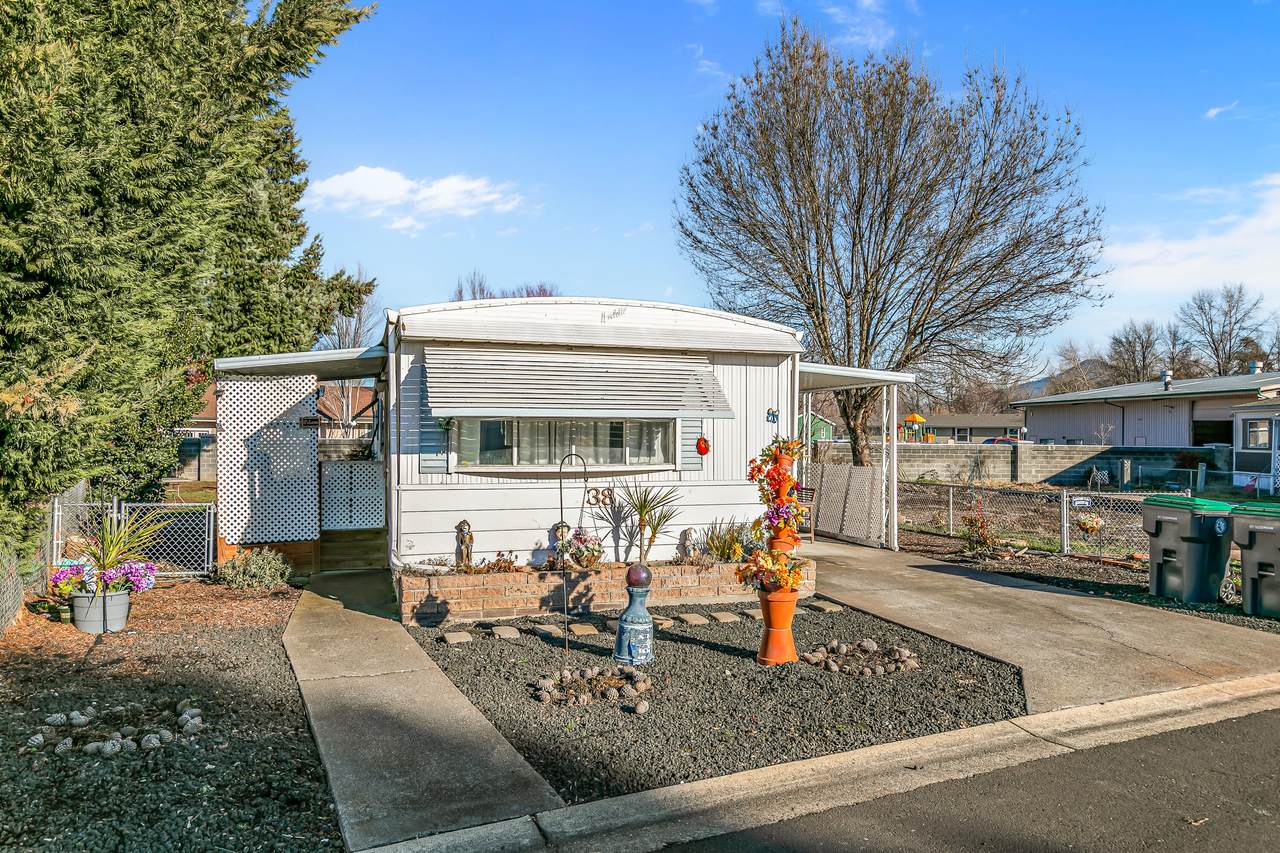 3431 Pacific Highway - Photo 1