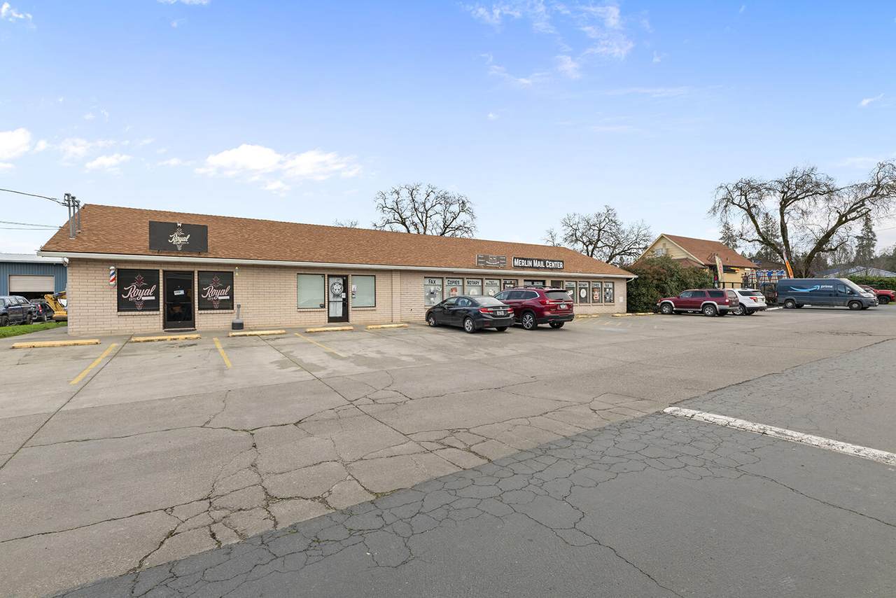 144 Merlin Road - Photo 1