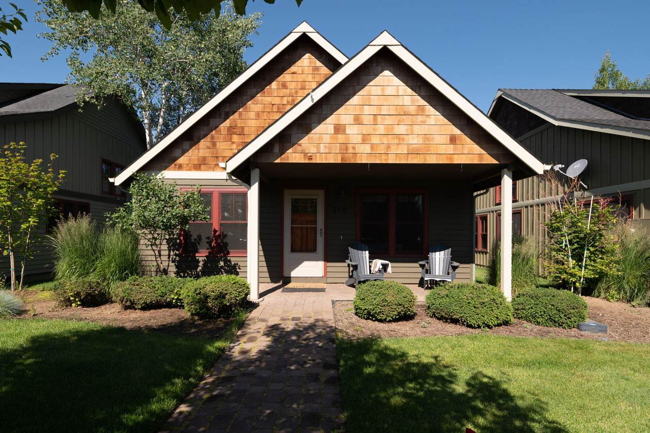 335 Cottonwood Street - Photo 1