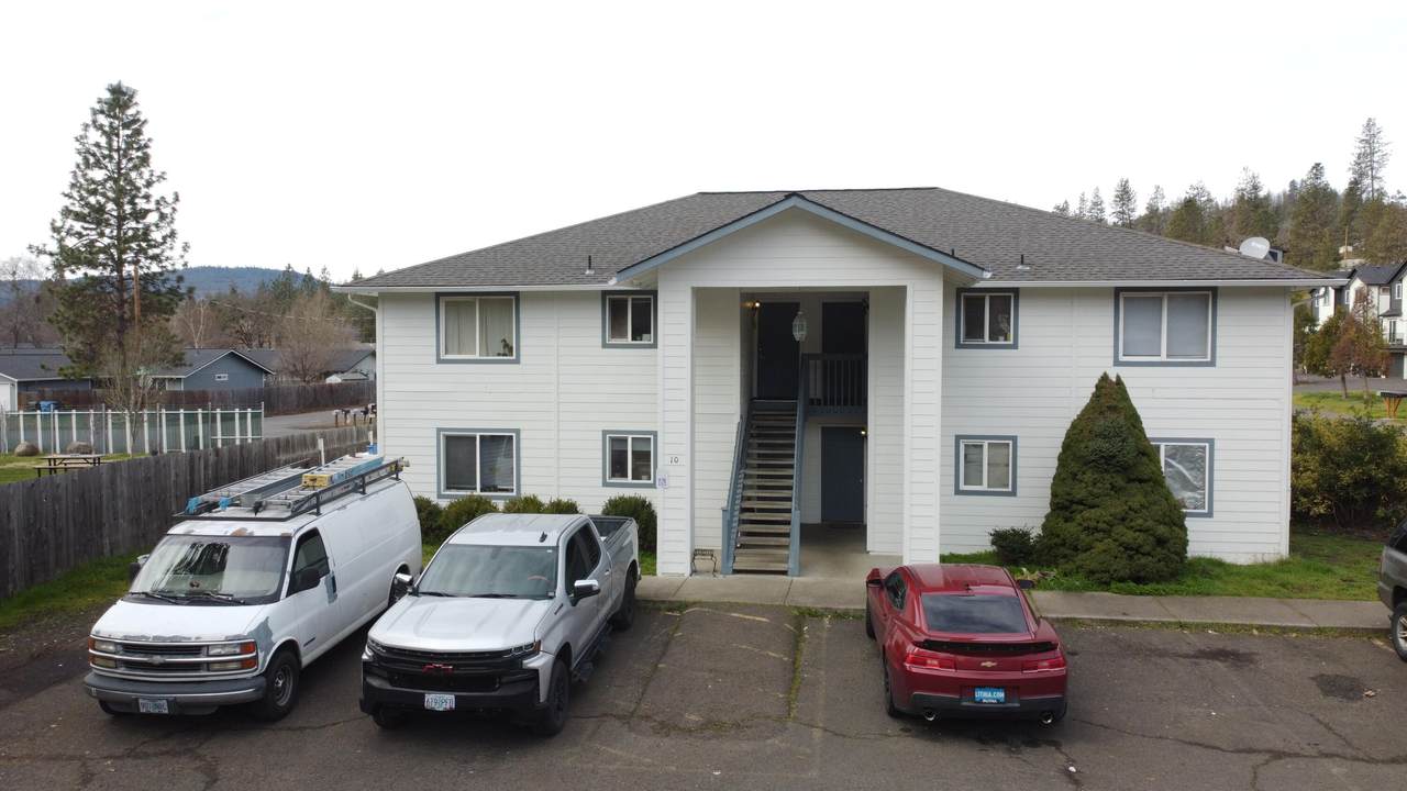 10 Dion Court - Photo 1