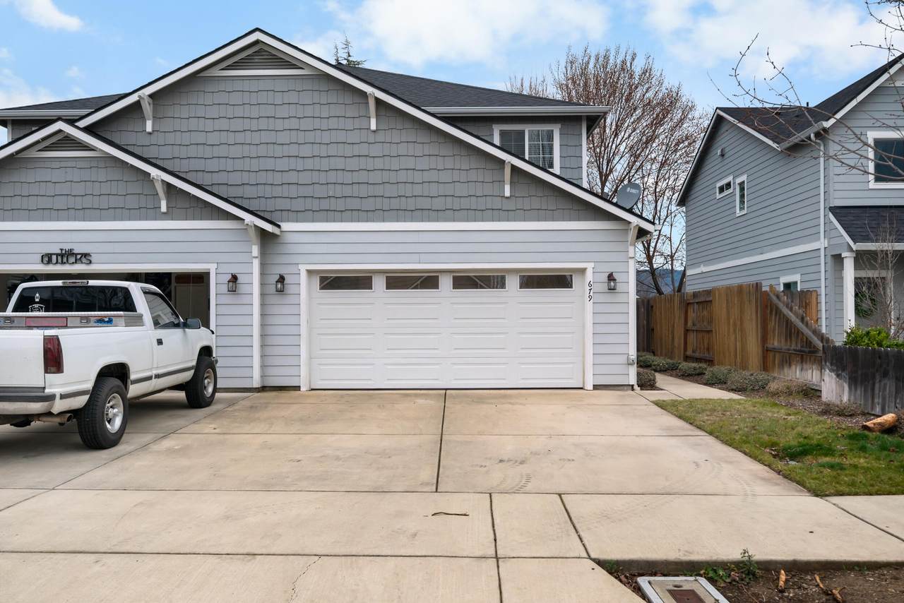 679 Kaitlin Lane - Photo 1