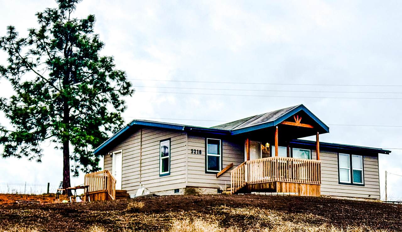 3218 Shoreview Drive - Photo 1