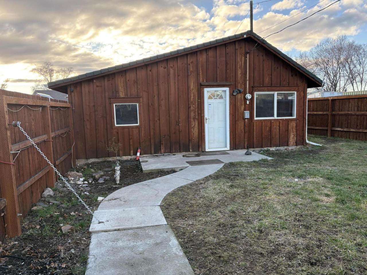 1235 Harwood Avenue - Photo 1